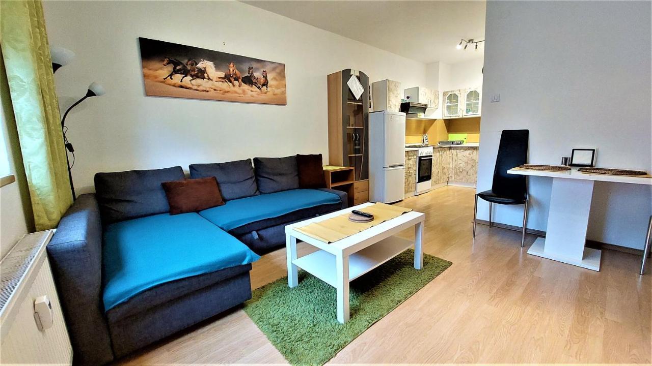 "Like A Home" Apartment Bratislava Exterior foto